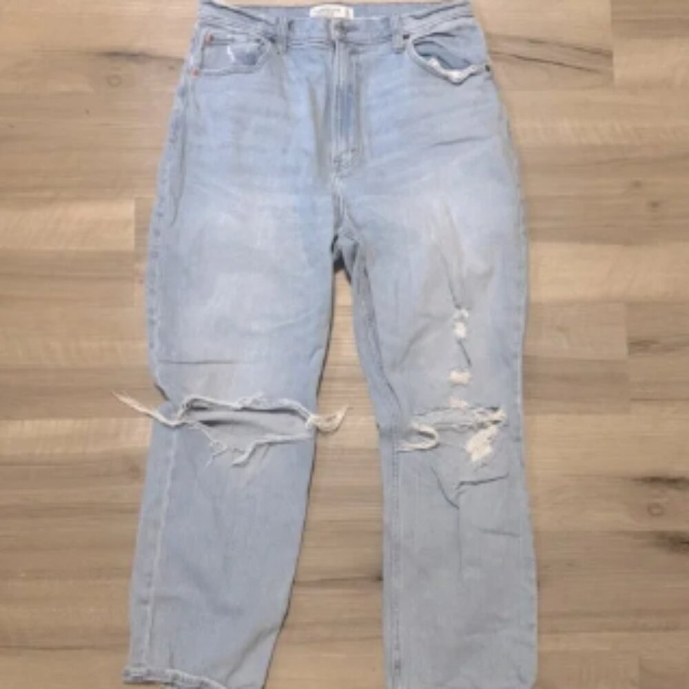 Abercrombie & Fitch Ankle Straight Ultra High Rise Blue Jeans Distressed